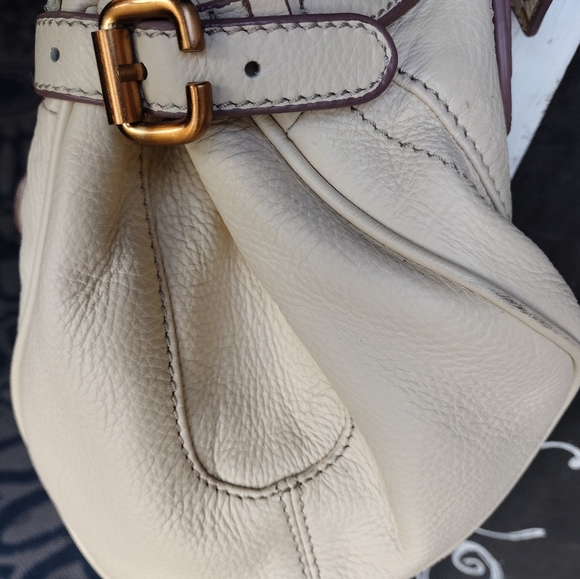 VINTAGE LEATHER SATCHEL BAG BY CHLOE - Picture 2 of 8